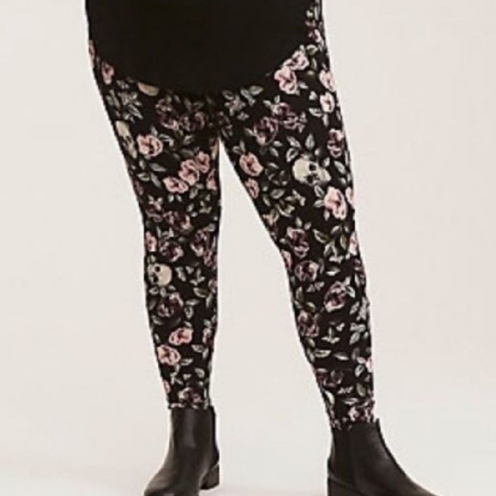 Torrid Skeleton Garden Full Length Leggings Size 4